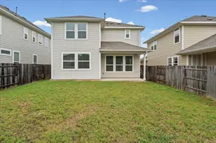 136 Free Stone Dr, Georgetown, TX 78628 - Photo 25