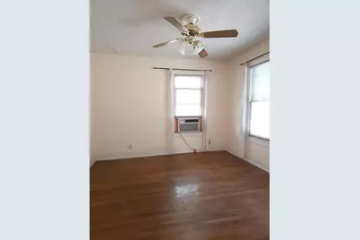 910 E 13th, Austin, TX 78702 - Photo 7