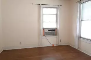 910 E 13th, Austin, TX 78702 - Photo 7