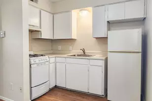 924 E Dean Keeton St, Austin, TX 78705 - Photo 7