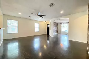 1060 W South St, Leander, TX 78641 - Photo 5