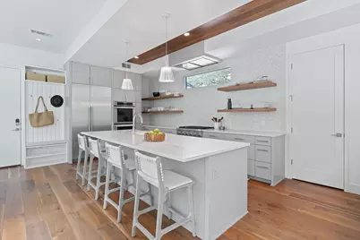 1605 Chelsea Lane, Austin, TX 78704 - Photo 7