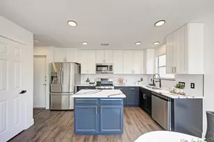 801 Black Isle Dr, Pflugerville, TX 78660 - Photo 11