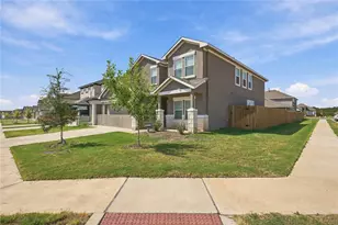 265 Ironshoe Trl, Liberty Hill, TX 78642 - Photo 3
