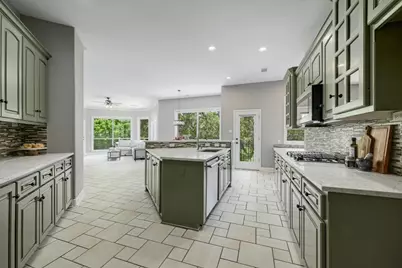 12004 Mira Mesa Drive, Austin, TX 78732 - Photo 7