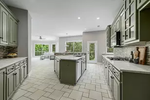 12004 Mira Mesa Dr, Austin, TX 78732 - Photo 7