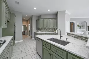 12004 Mira Mesa Dr, Austin, TX 78732 - Photo 9