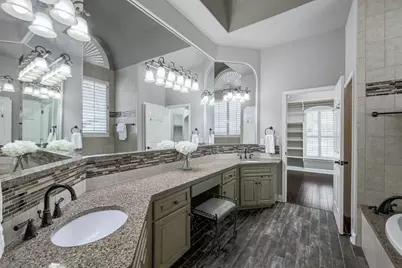 12004 Mira Mesa Drive, Austin, TX 78732 - Photo 15