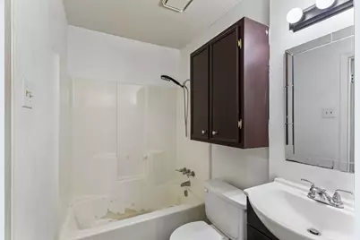 302 Harris Street, Smithville, TX 78957 - Photo 23