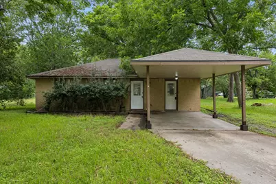 302 Harris Street, Smithville, TX 78957 - Photo 13