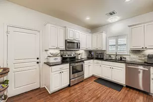 296 Makaha Dr, Bastrop, TX 78602 - Photo 11