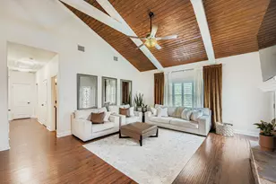 296 Makaha Dr, Bastrop, TX 78602 - Photo 5