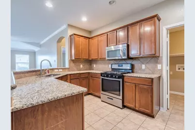 190 Carrington Drive, Buda, TX 78610 - Photo 5