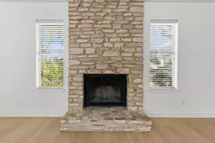 11131 Henge Dr, Austin, TX 78759 - Photo 3
