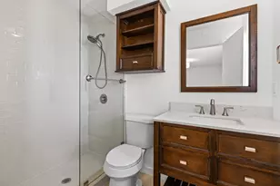 11131 Henge Dr, Austin, TX 78759 - Photo 19
