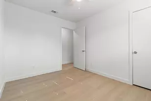 11131 Henge Dr, Austin, TX 78759 - Photo 11