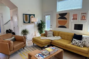 1125 Saucedo St, Austin, TX 78721 - Photo 3