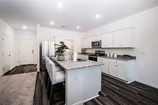 14512 Shooter McGavin Dr, Manor, TX 78653 - Photo 11