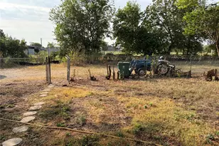 910 Bunton Ln, Kyle, TX 78640 - Photo 19