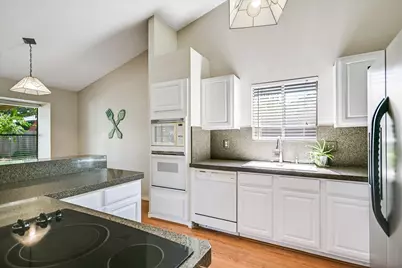 1602 E Messick Loop, Round Rock, TX 78681 - Photo 9