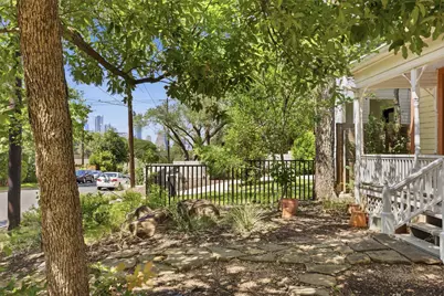 1613 Drake Avenue, Austin, TX 78704 - Photo 3
