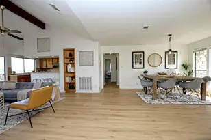 302 Seawind St, Lakeway, TX 78734 - Photo 15