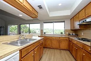 302 Seawind St, Lakeway, TX 78734 - Photo 11