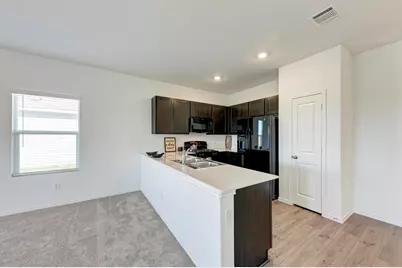 611 Halfmoon Drive, Lockhart, TX 78644 - Photo 9