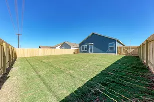 611 Halfmoon Dr, Lockhart, TX 78644 - Photo 27