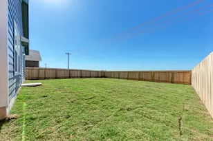 611 Halfmoon Dr, Lockhart, TX 78644 - Photo 25