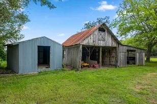 5612 Hwy 71 E, Smithville, TX 78957 - Photo 23