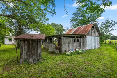 5612 Hwy 71 E, Smithville, TX 78957 - Photo 21