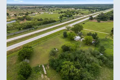 5612 Hwy 71 E, Smithville, TX 78957 - Photo 5