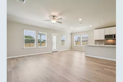 150 Coopers Hawk Crest, Cedar Creek, TX 78612 - Photo 3