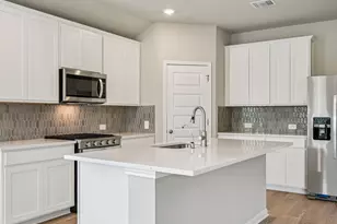 150 Coopers Hawk Crst, Cedar Creek, TX 78612 - Photo 5
