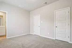 150 Coopers Hawk Crst, Cedar Creek, TX 78612 - Photo 7