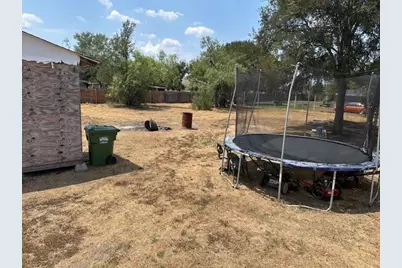137 Oso Street, Cedar Creek, TX 78612 - Photo 11