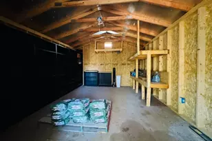 1575 County Road B Rd, Lexington, TX 78947 - Photo 31