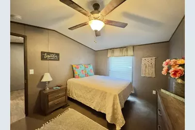 1575 County Road B Road, Lexington, TX 78947 - Photo 19