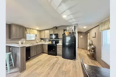 1575 County Road B Road, Lexington, TX 78947 - Photo 9