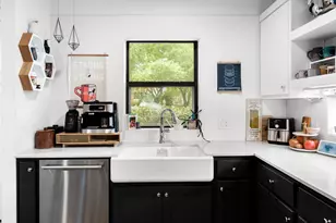 2311 E 18th St, Austin, TX 78702 - Photo 3