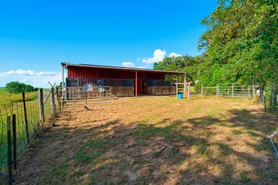 8731 Sh 79 Highway, Milano, TX 76556 - Photo 29