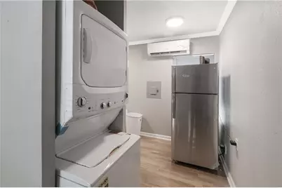 204 E 30th Street #102, Austin, TX 78705 - Photo 5