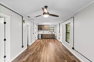 875 E Brenham St, Giddings, TX 78942 - Photo 5