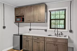 875 E Brenham St, Giddings, TX 78942 - Photo 7