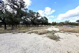 1360 County Road 233 Rd, Florence, TX 76527 - Photo 15