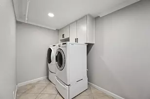 2411 Lost Creek Blvd, Austin, TX 78746 - Photo 13