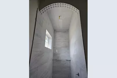 1525 Waco Street, Gonzales, TX 78629 - Photo 15