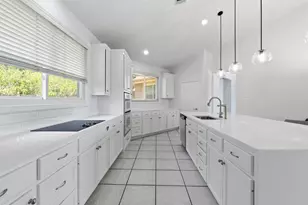 409 Beardsley Ln, Austin, TX 78746 - Photo 3