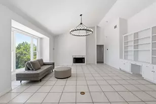 409 Beardsley Ln, Austin, TX 78746 - Photo 9